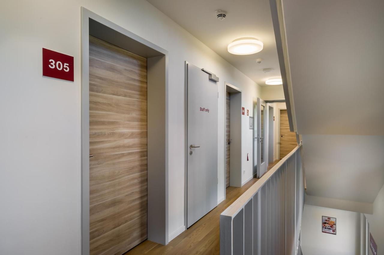 Signature East Hotel Apartment Hamburg Exterior photo